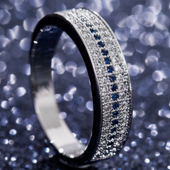 New 925 Sterling silver round shape blue sapphire Ring - Picture 1 of 9